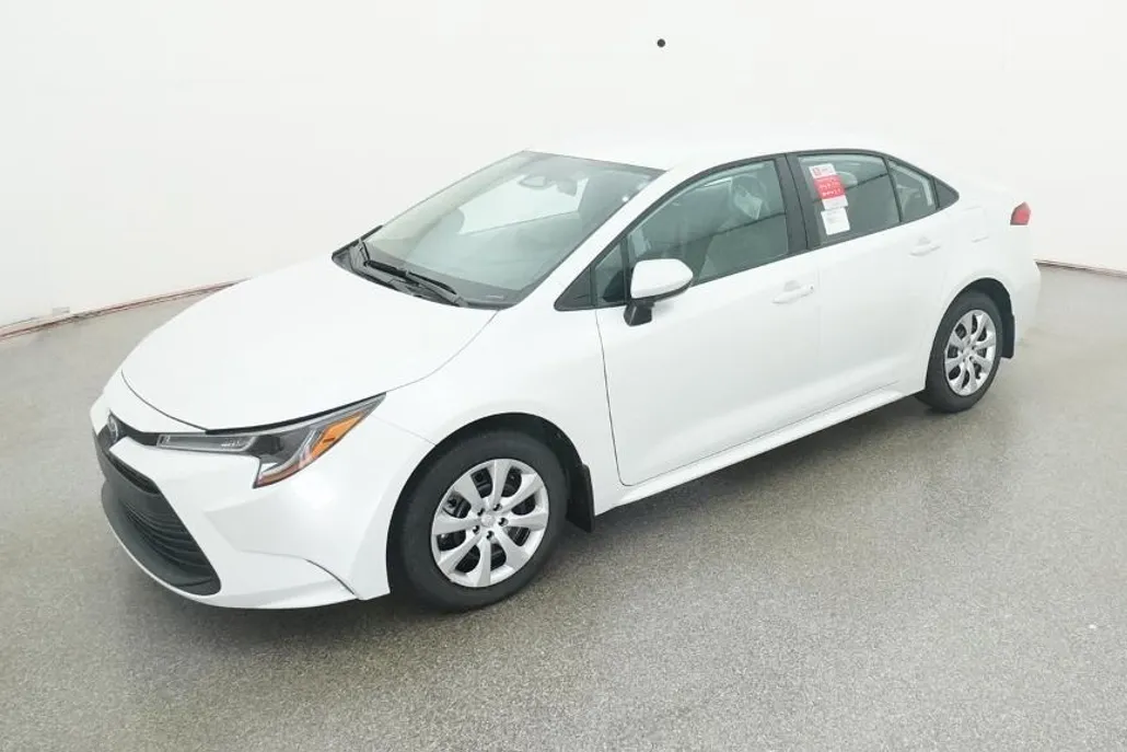 2026 Toyota Corolla LE photo 1