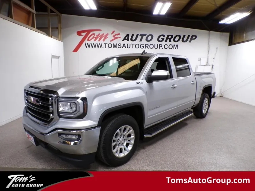 2017 Gmc Sierra 1500 SLE photo 1