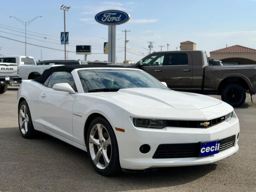 2014 Chevrolet Camaro 2LT photo 1