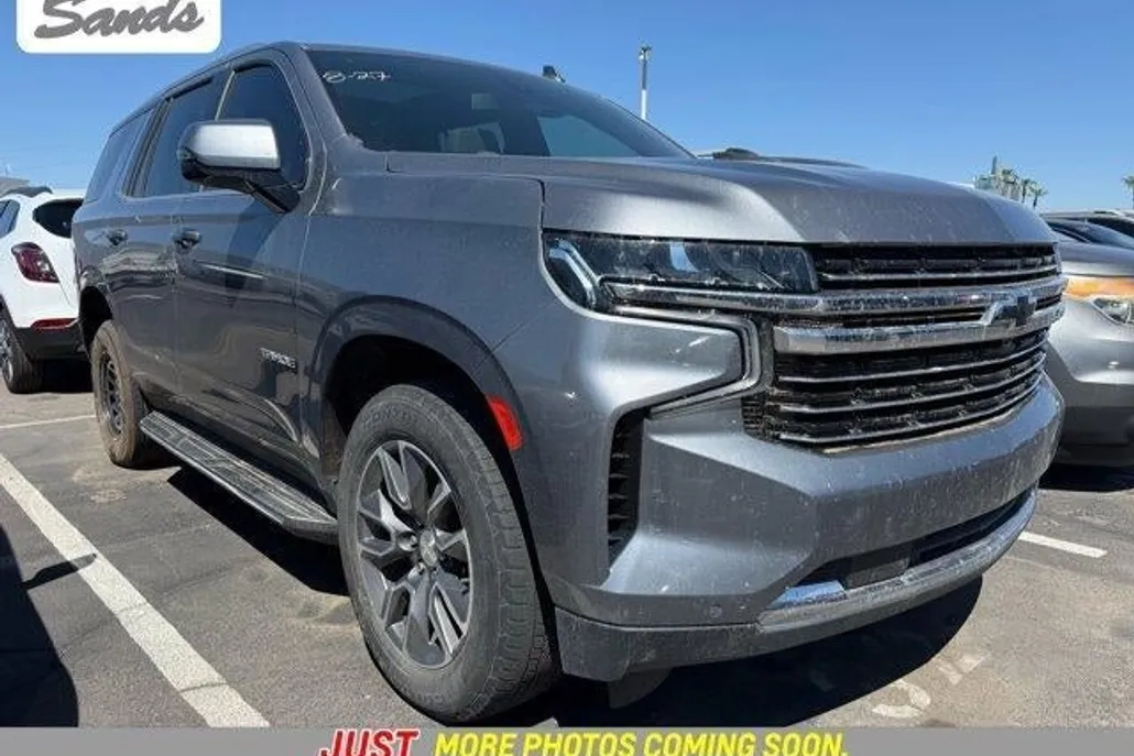 2022 Chevrolet Tahoe LT photo 1