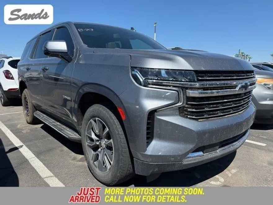 2022 Chevrolet Tahoe LT photo 1