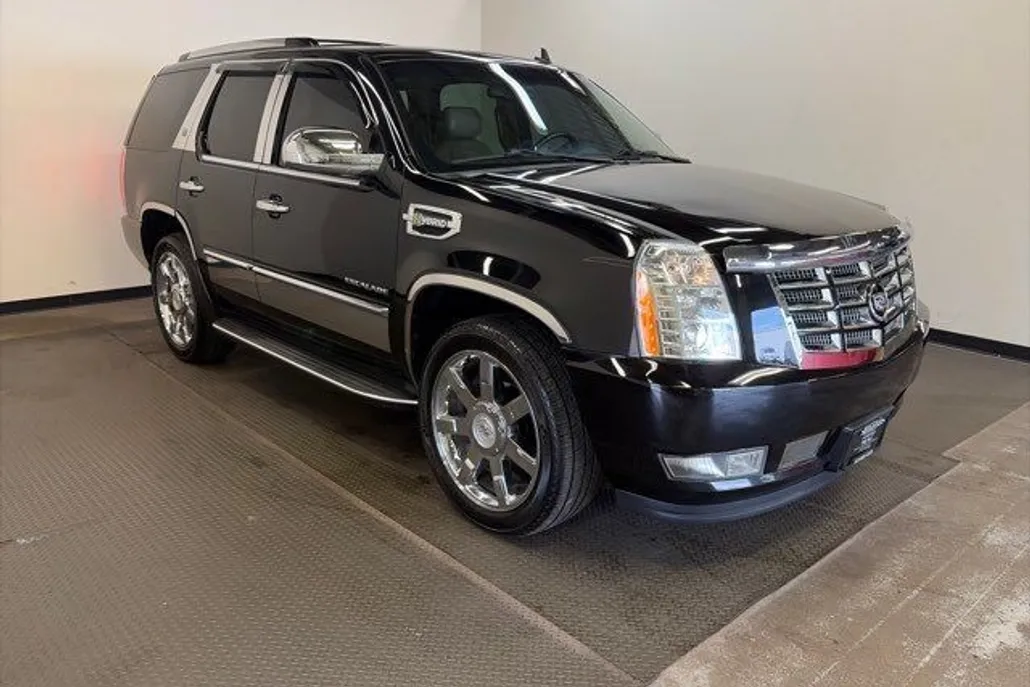 2011 Cadillac Escalade Base photo 1