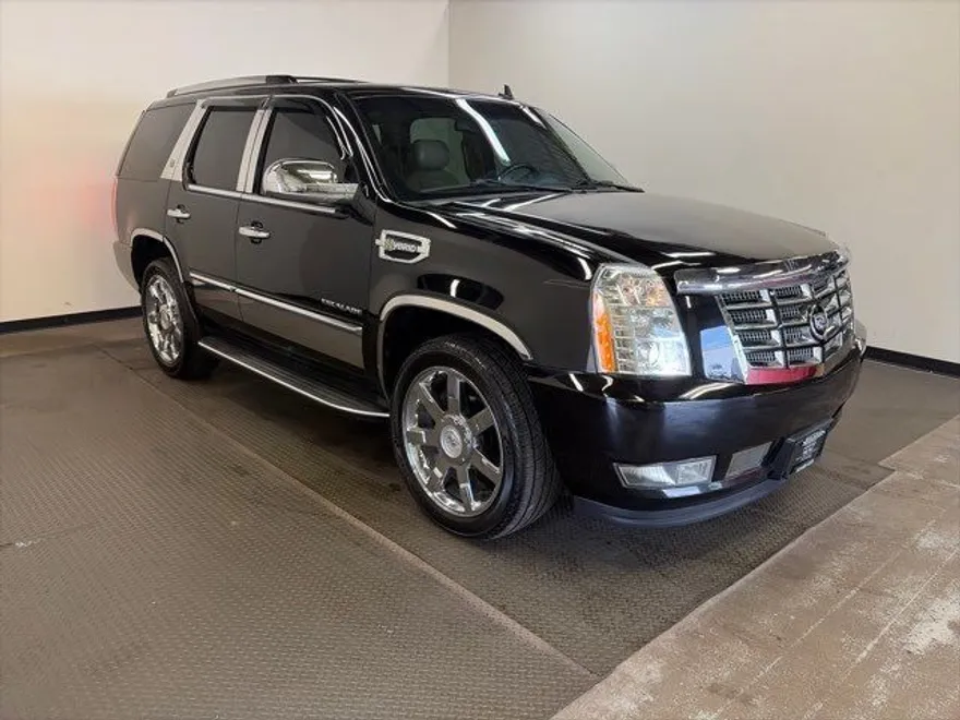 2011 Cadillac Escalade Base photo 1