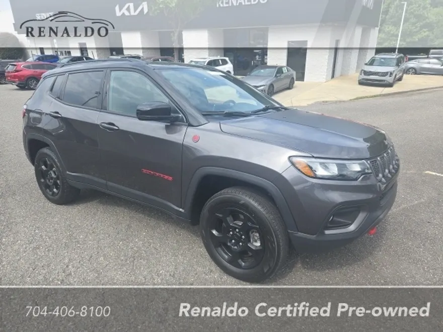 2023 Jeep Compass Trailhawk photo 1