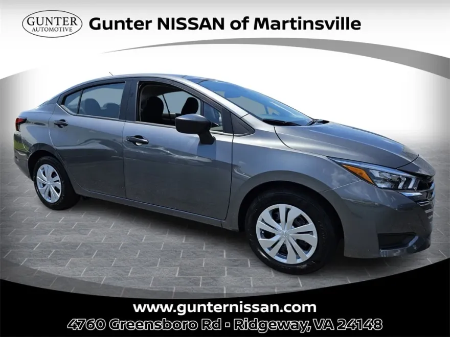 2025 Nissan Versa 1.6 S photo 1