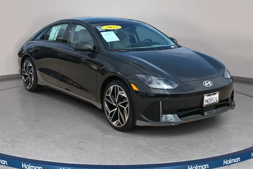 2023 Hyundai Ioniq 6 Limited photo 1
