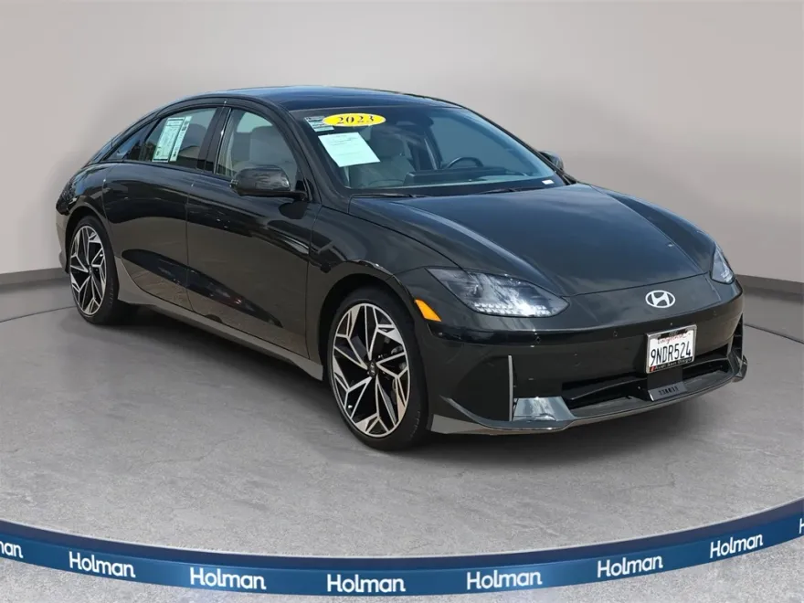 2023 Hyundai Ioniq 6 Limited photo 1