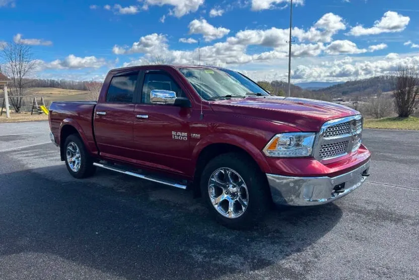 2014 Ram 1500 Laramie photo 1
