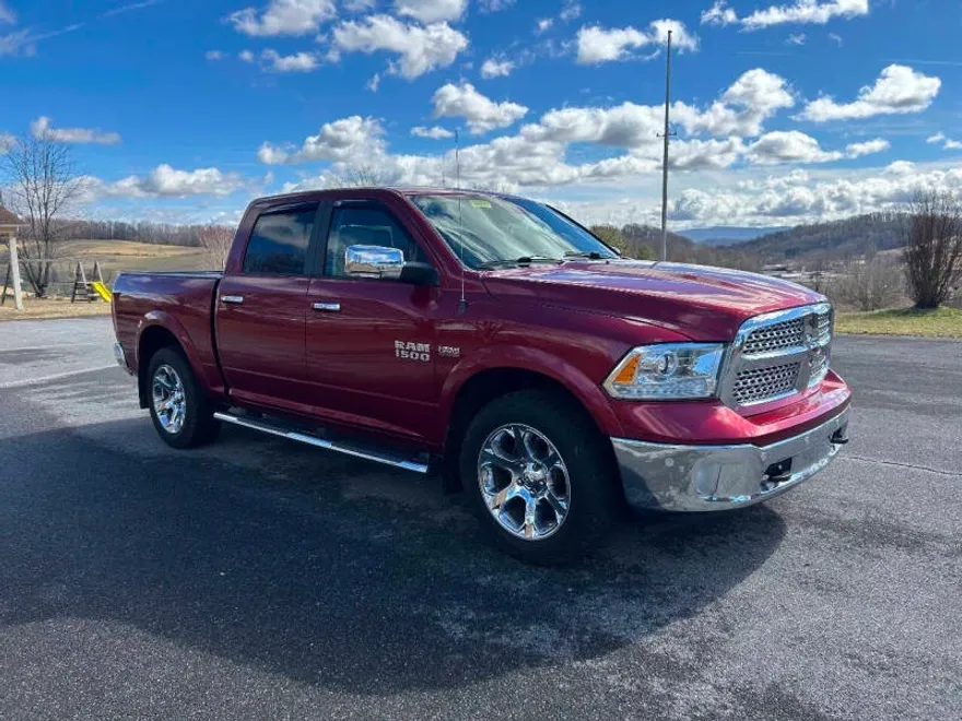 2014 Ram 1500 Laramie photo 1