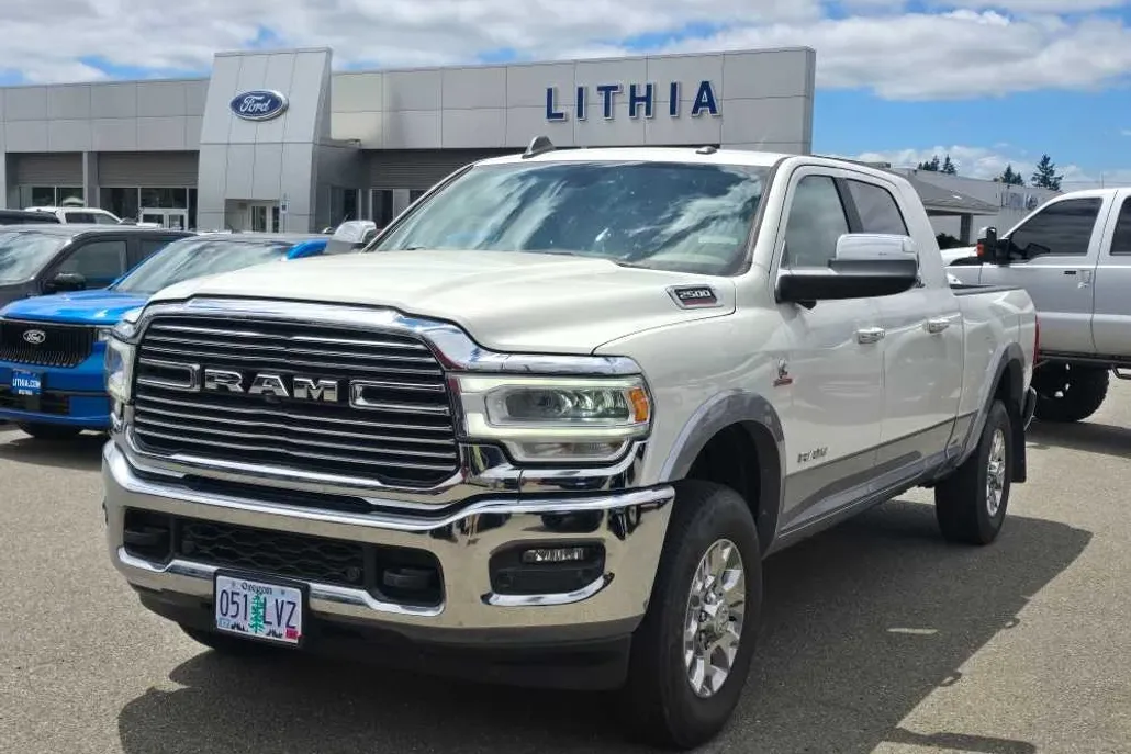 2019 Ram 2500 Laramie photo 1