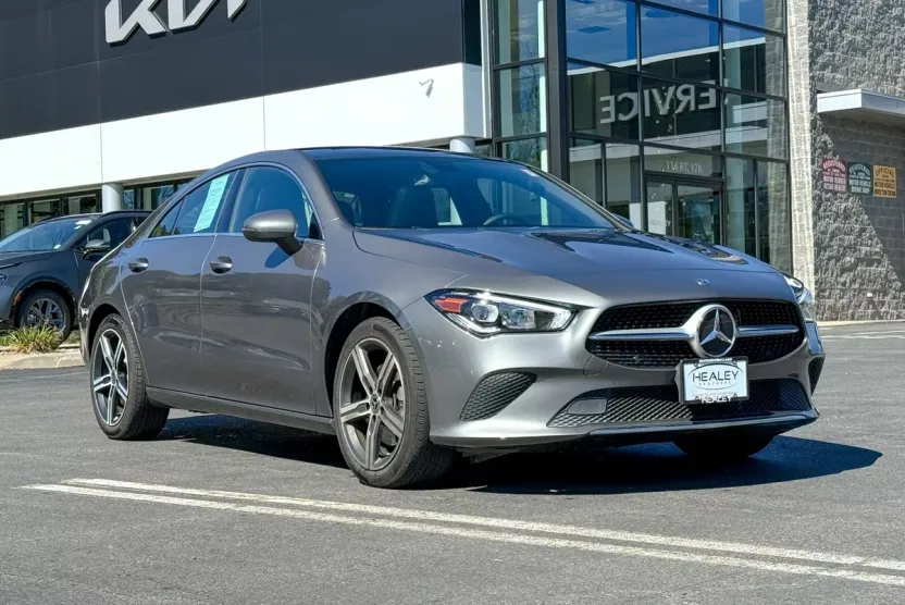 2020 Mercedes Benz CLA 250 4MATIC photo 1