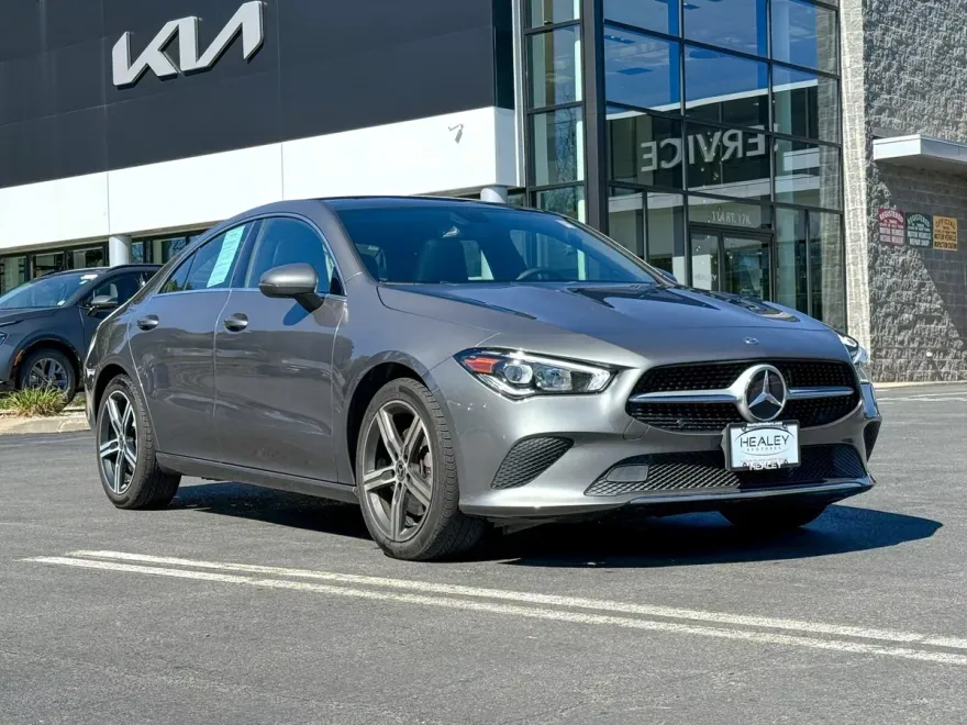 2020 Mercedes Benz CLA 250 4MATIC photo 1