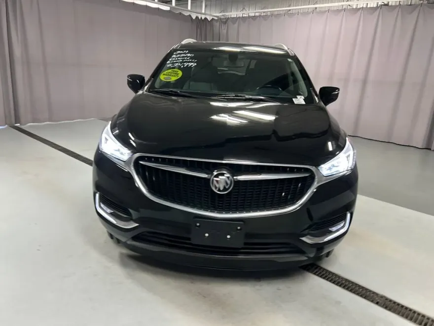 2021 Buick Enclave Essence photo 1