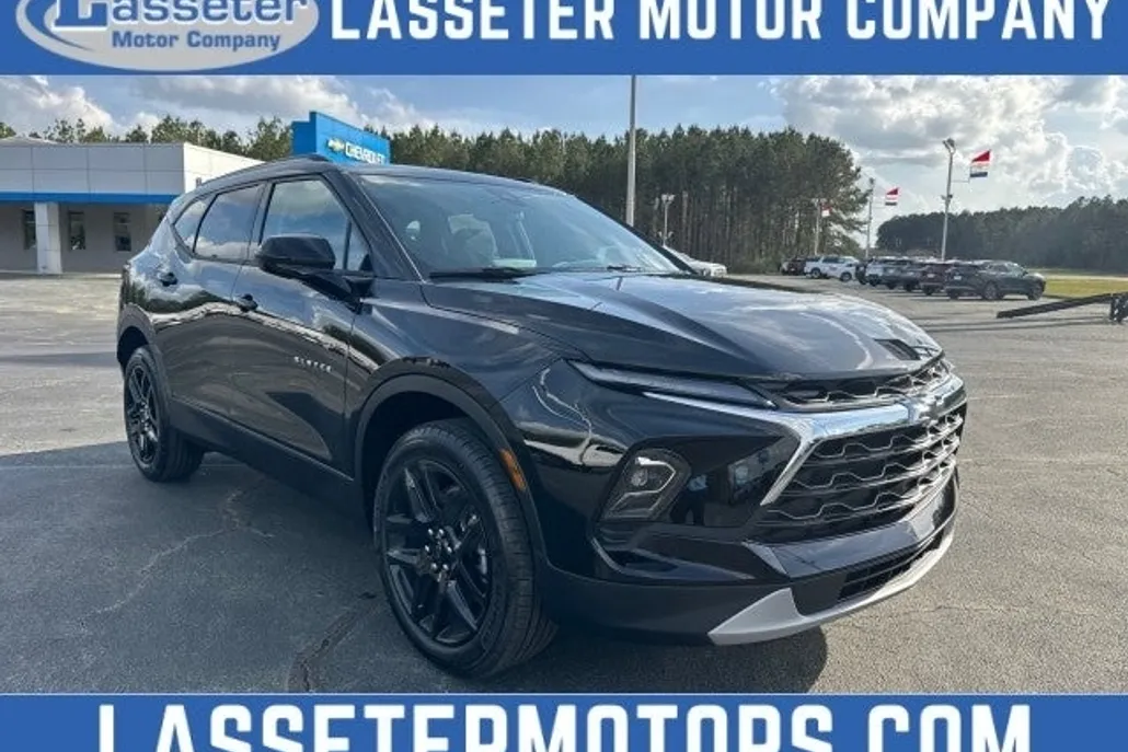 2025 Chevrolet Blazer 2LT photo 1