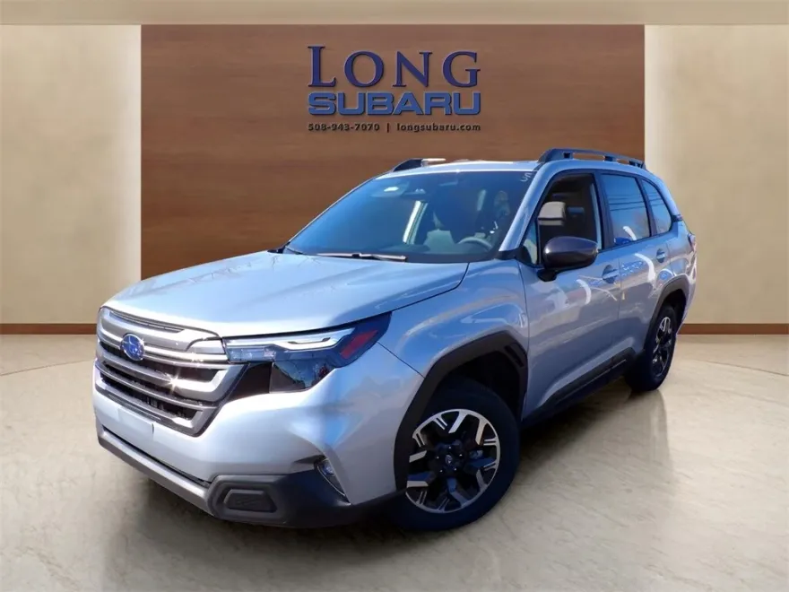 2025 Subaru Forester Premium Base photo 1