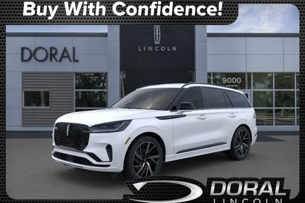 2025 Lincoln Aviator Black Label photo 1