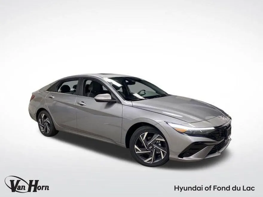 2025 Hyundai Elantra SEL Convenience photo 1