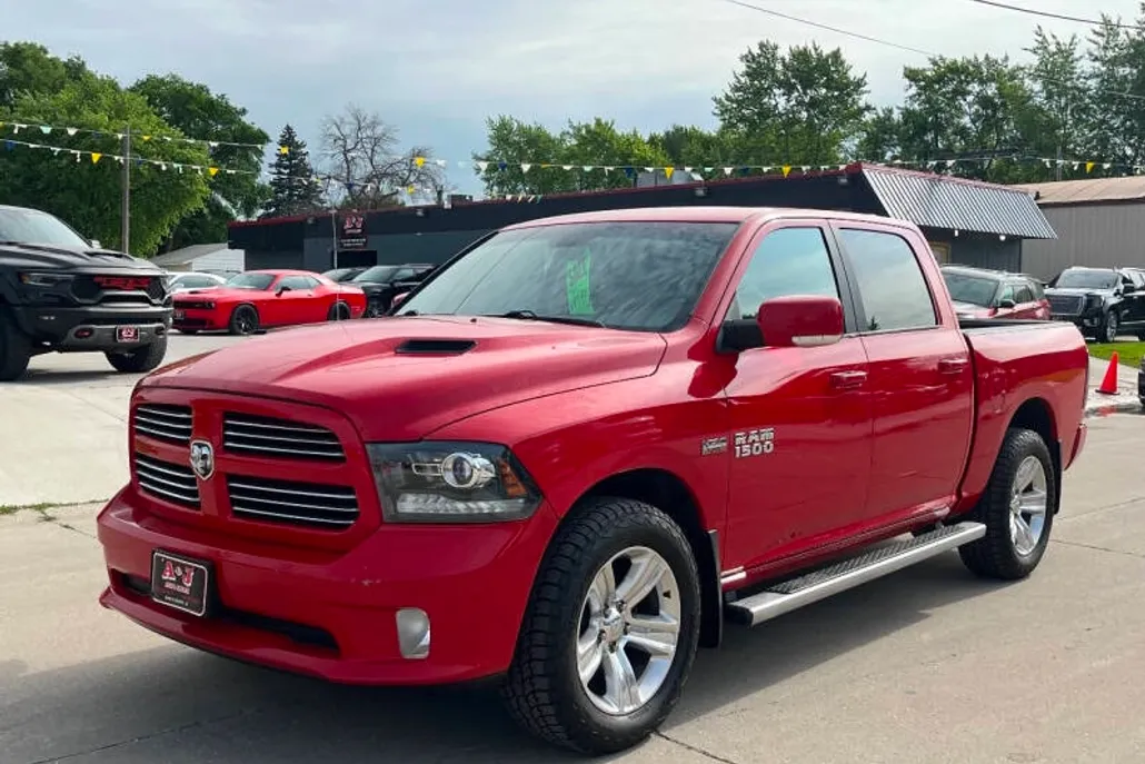 2017 Ram 1500 Sport photo 1