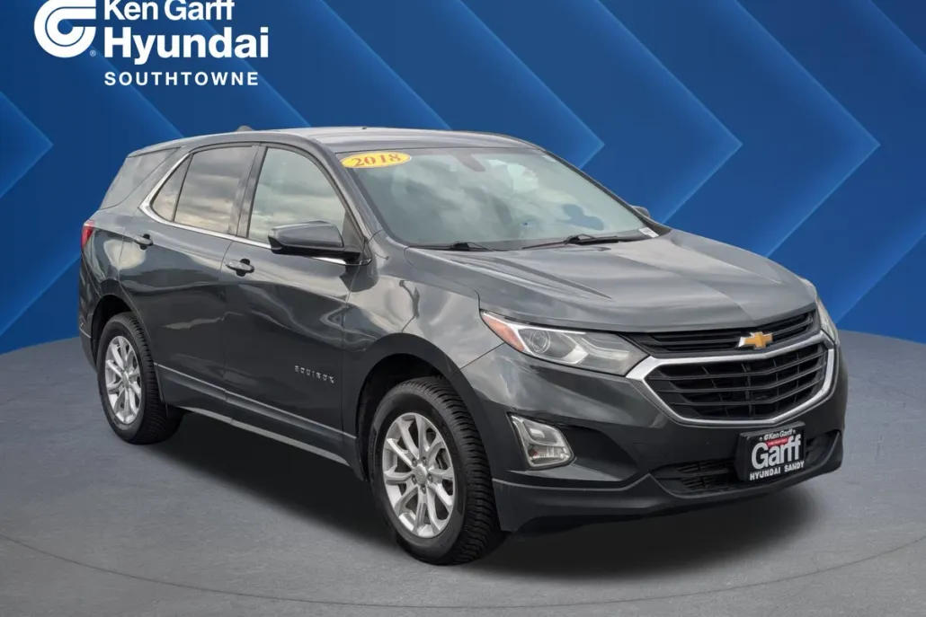 2018 Chevrolet Equinox LT photo 1