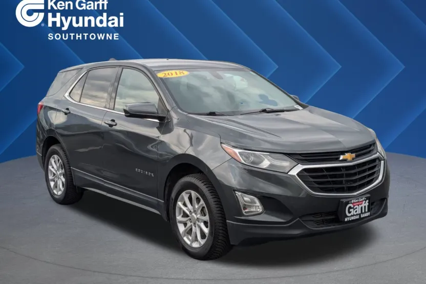 2018 Chevrolet Equinox LT photo 1