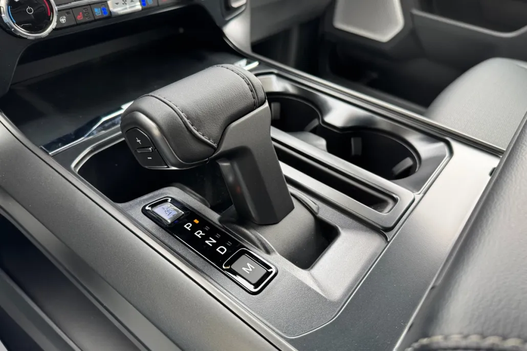 2025 Ford F-150 Lariat photo 1