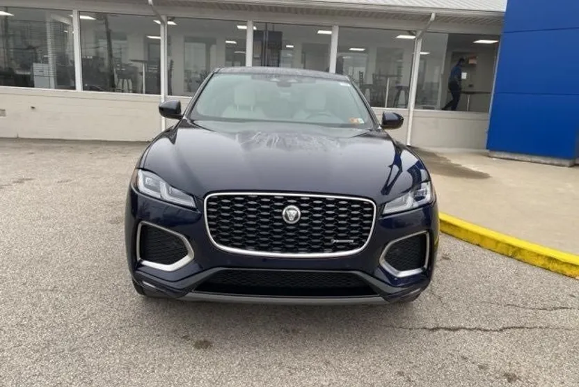 2024 Jaguar F-PACE P250 R-Dynamic S photo 1