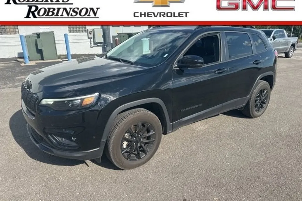 2023 Jeep Cherokee Altitude Lux photo 1