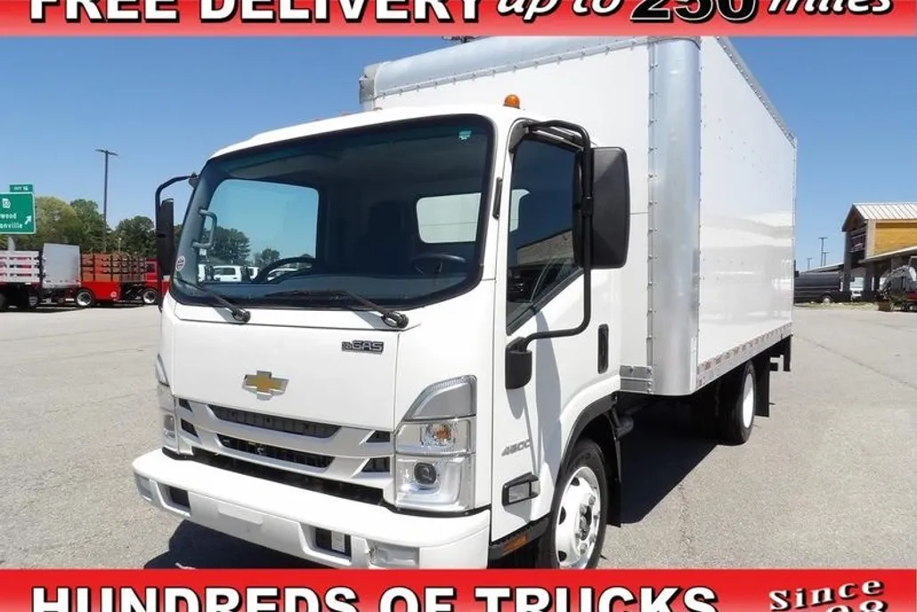 2023 Chevrolet Silverado 4500HD photo 1