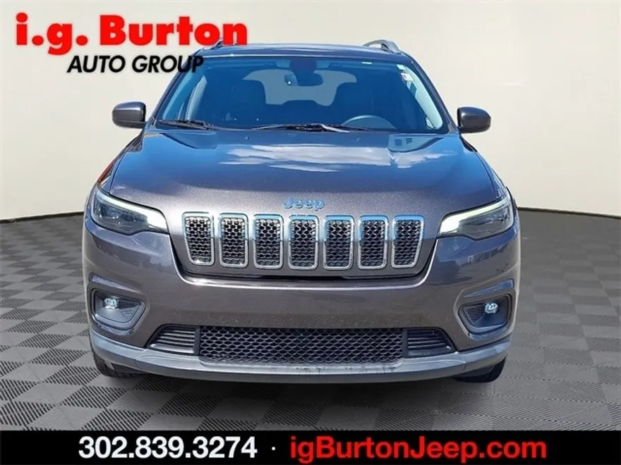 2019 Jeep Cherokee Latitude photo 1