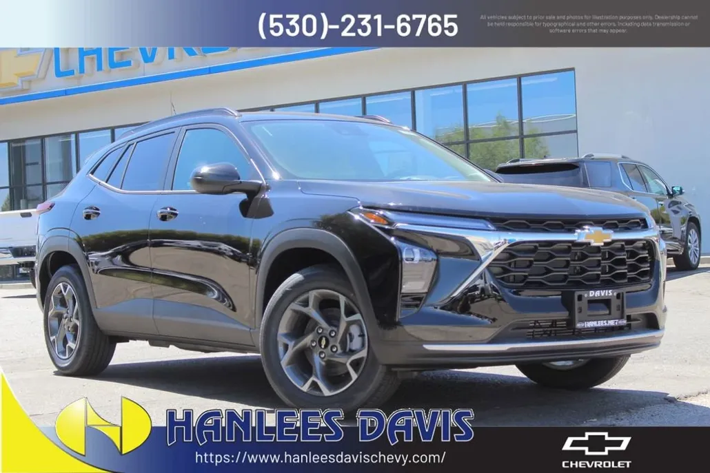 2025 Chevrolet Trax LT photo 1
