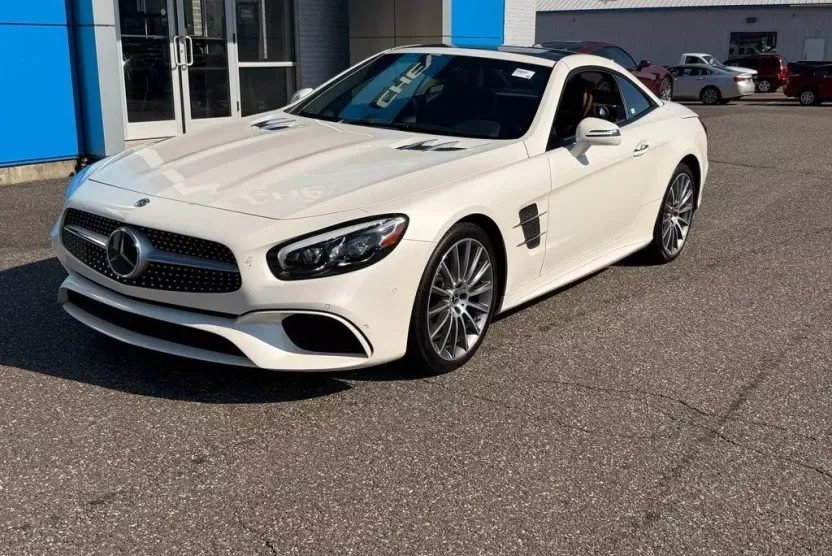 2019 Mercedes Benz SL 550 photo 1