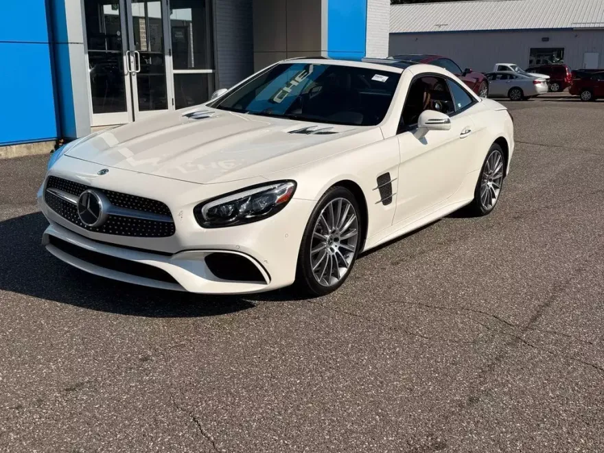 2019 Mercedes Benz SL 550 photo 1
