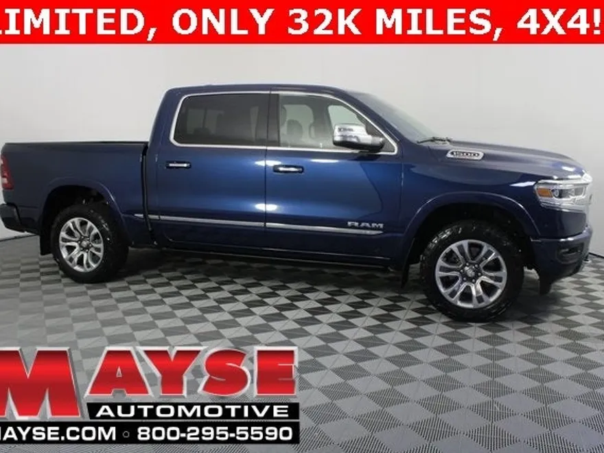 2022 Ram 1500 Limited photo 1
