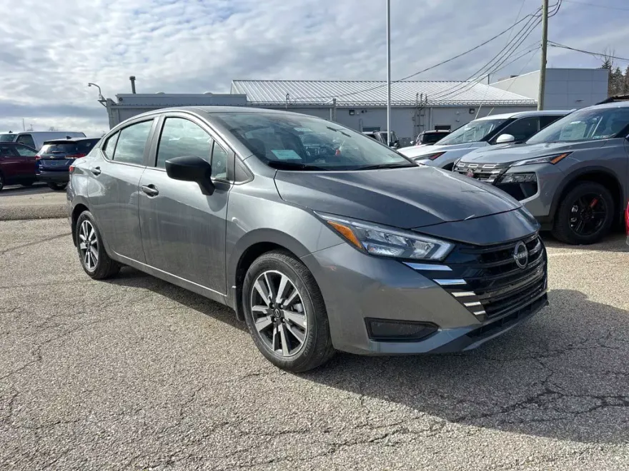 2025 Nissan Versa S photo 1
