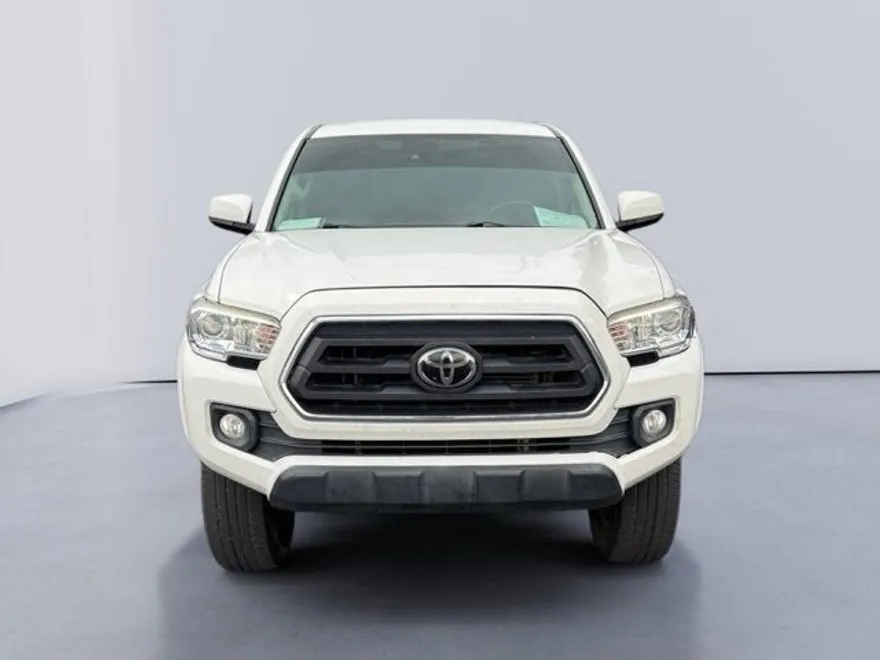 2020 Toyota Tacoma 4x4 SR5 photo 1