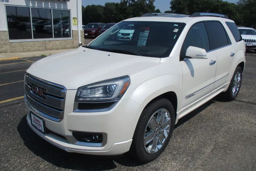 2014 Gmc Acadia Denali photo 1