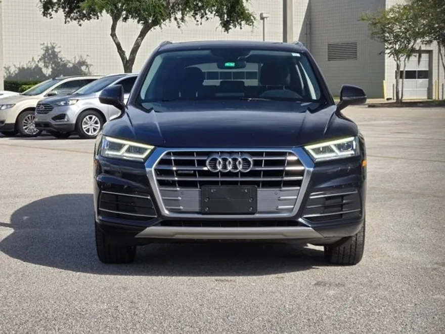 2019 Audi Q5 Premium Plus 45 TFSI photo 1