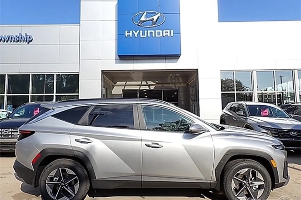 2025 Hyundai Tucson SEL Convenience photo 1