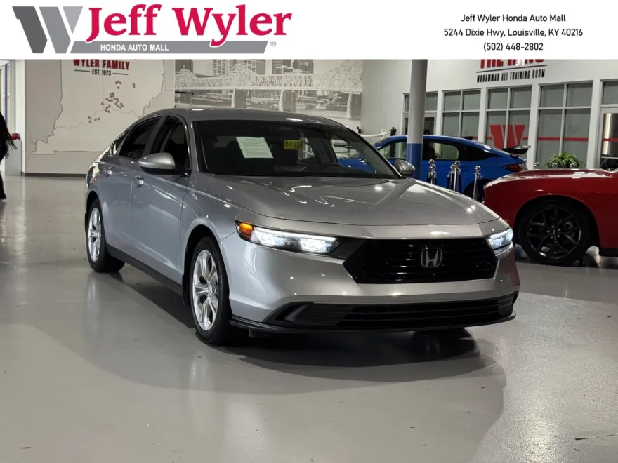 2023 Honda Accord LX photo 1