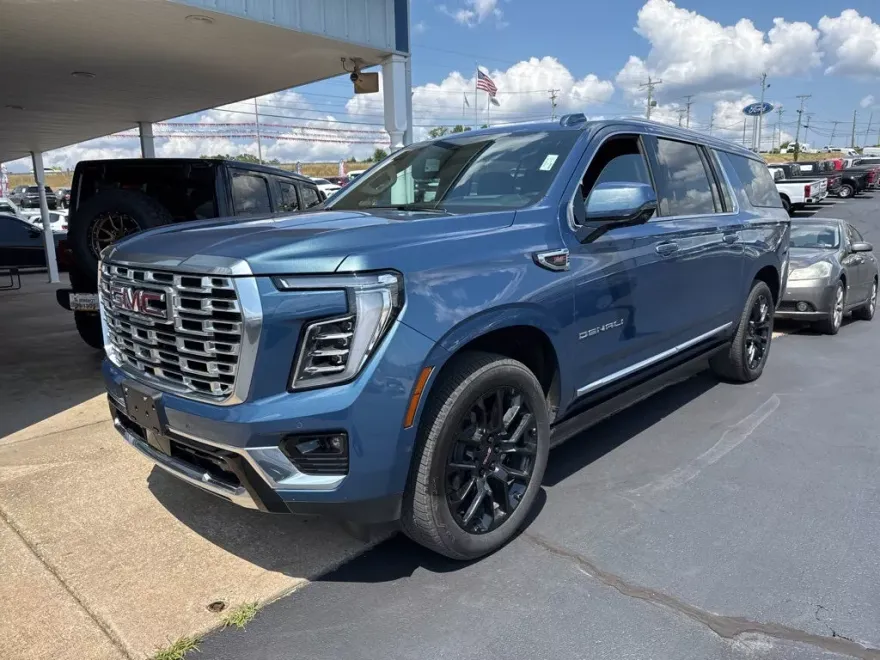 2025 Gmc Yukon XL Denali photo 1