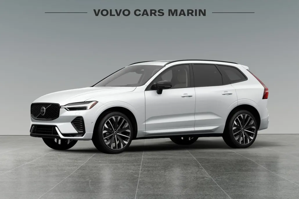 2026 Volvo XC60 B5 photo 1