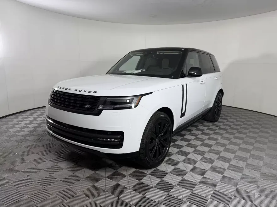 2025 Land Rover Range Rover SE photo 1