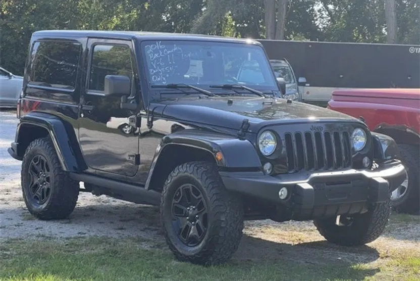 2016 Jeep Wrangler Backcountry photo 1