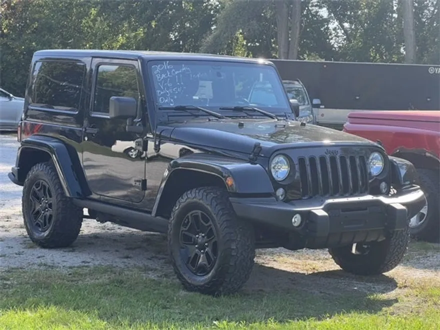 2016 Jeep Wrangler Backcountry photo 1