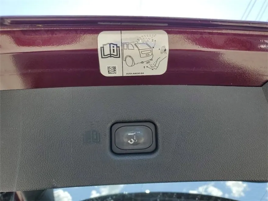 2019 Lincoln Nautilus Standard photo 8