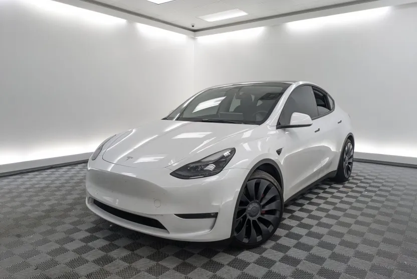 2022 Tesla Model Y Performance photo 1
