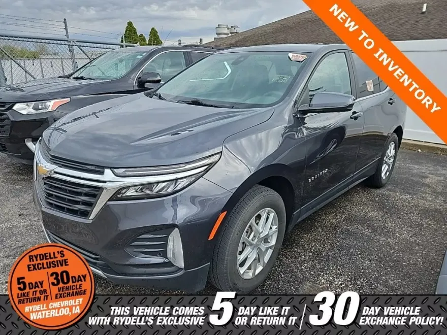 2022 Chevrolet Equinox LT photo 1