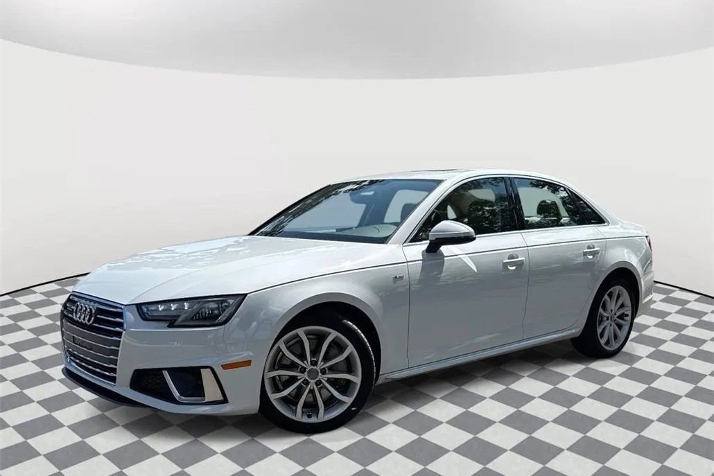 2019 Audi A4 2.0T Premium photo 1
