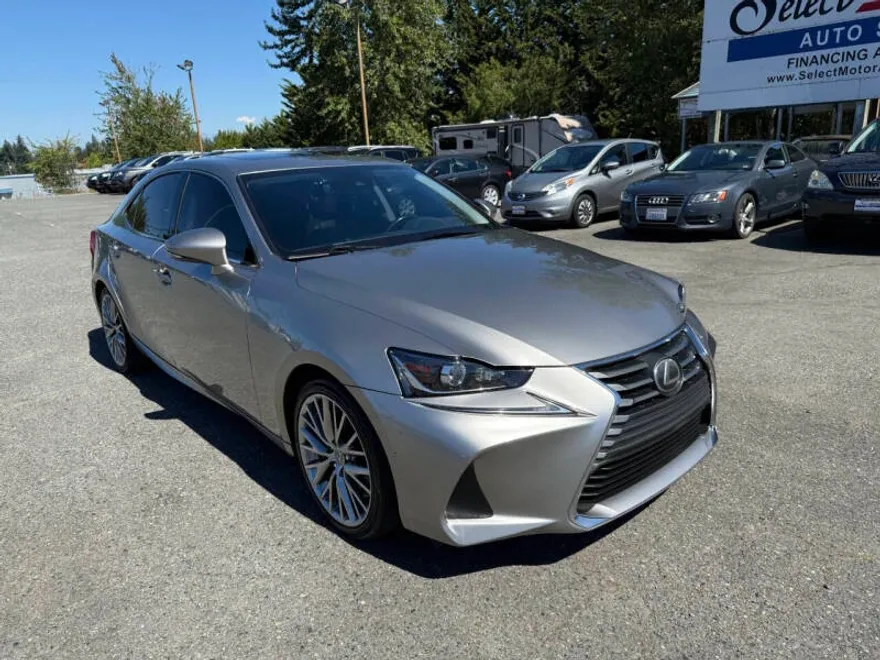 2017 Lexus IS 200t photo 1