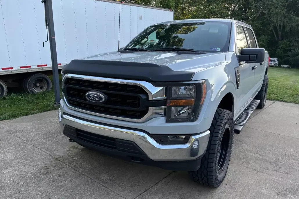 2023 Ford F-150 XLT photo 1